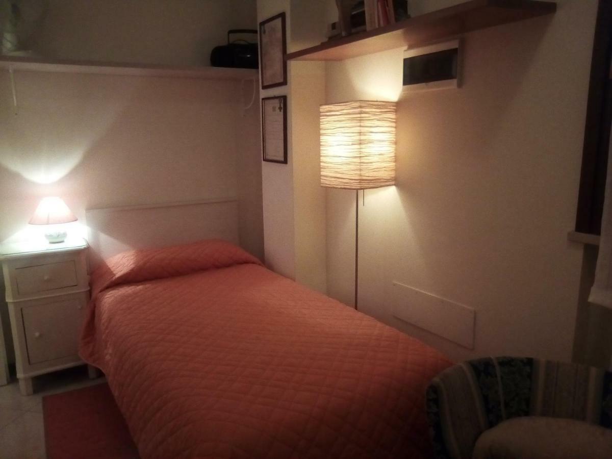 B&B Zia Lelly 파노 외부 사진